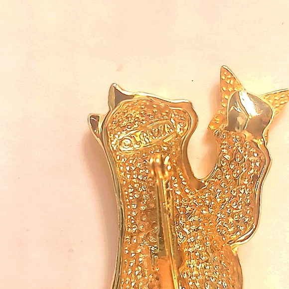L. RAZZA Cat Brooch Vintage playing with butterfly 14k gold plated Signed - Picture 3 of 4